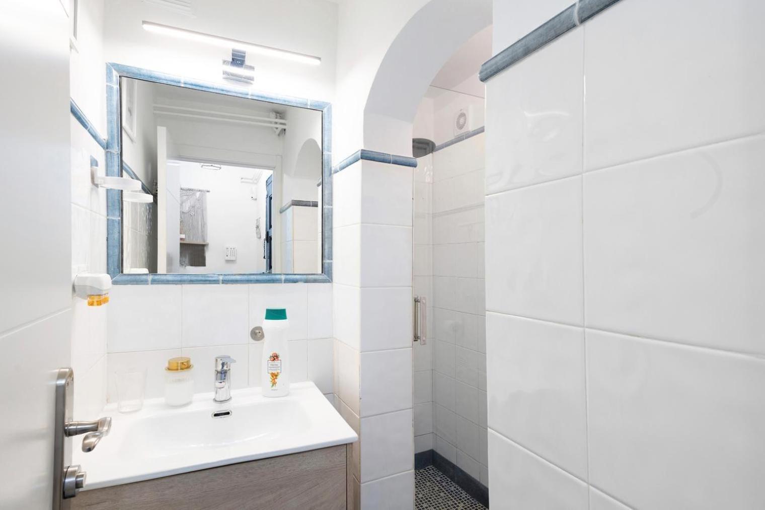 Apartamento Luna Montgat Ngoại thất bức ảnh